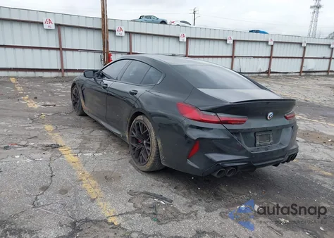 2023 BMW M8 Gran Coupe Competition z USA, uszkodzony, nr VIN WBSGV0C06PCL37737